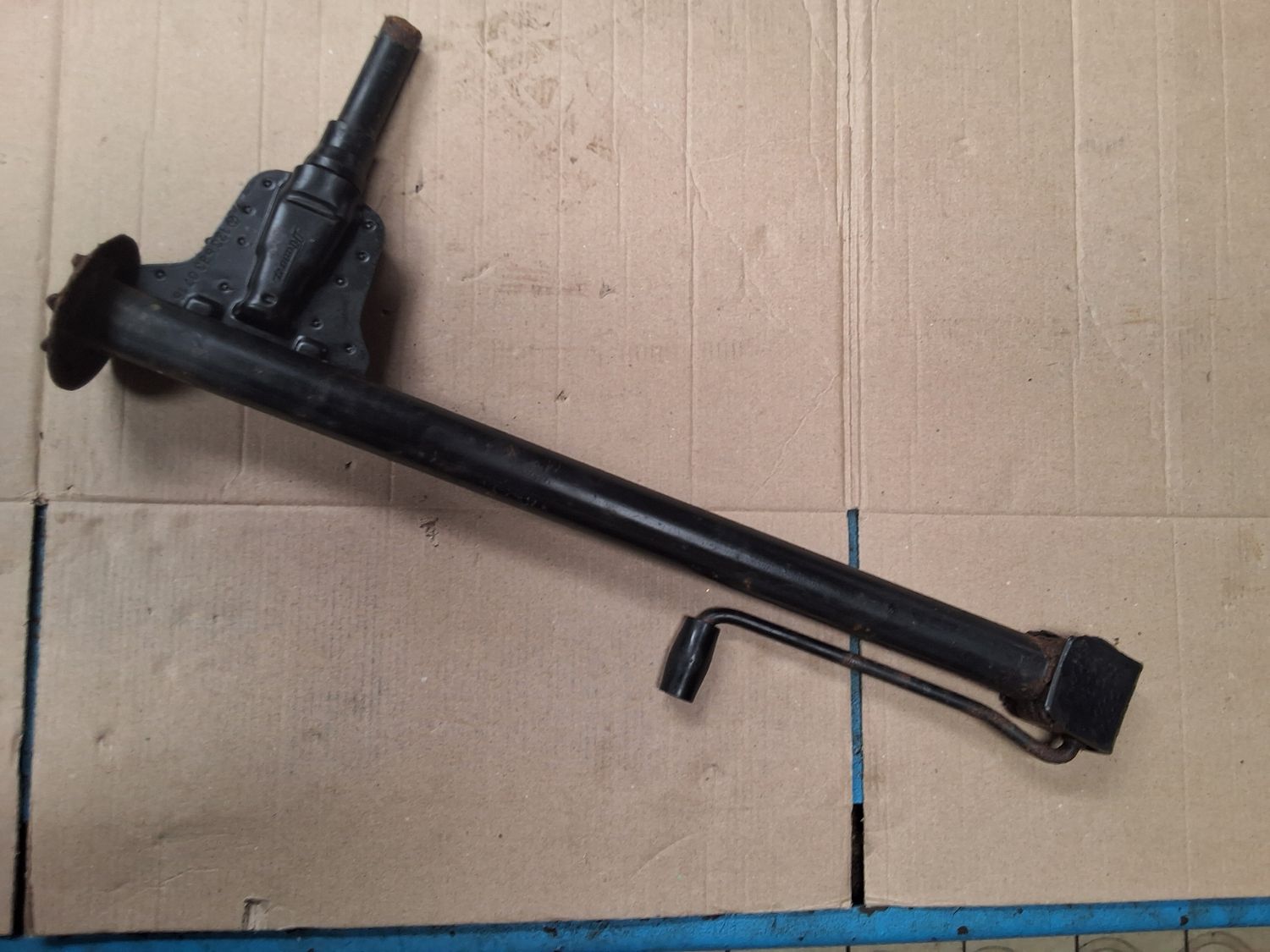 Cric de roue w126 