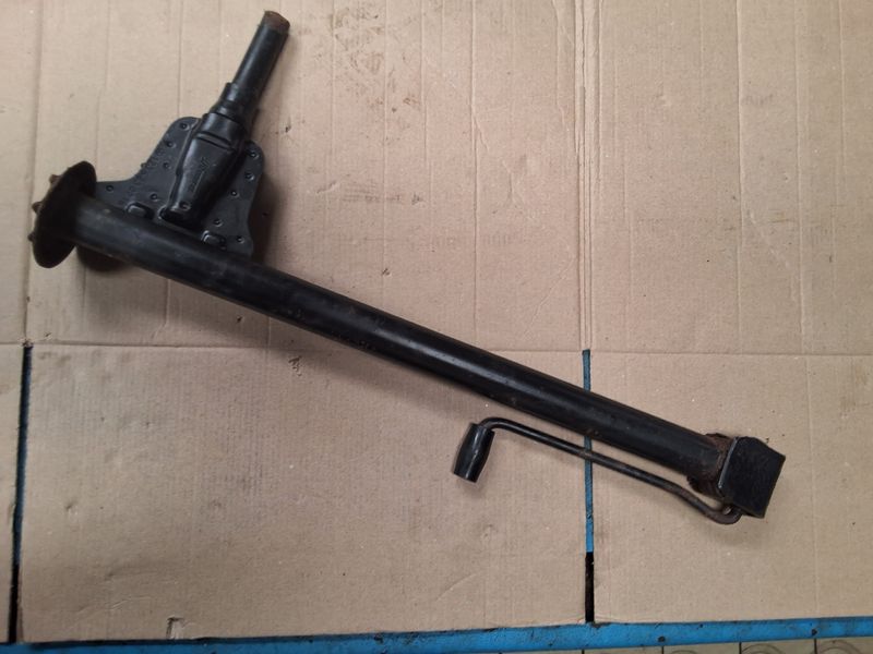 Cric de roue w126 