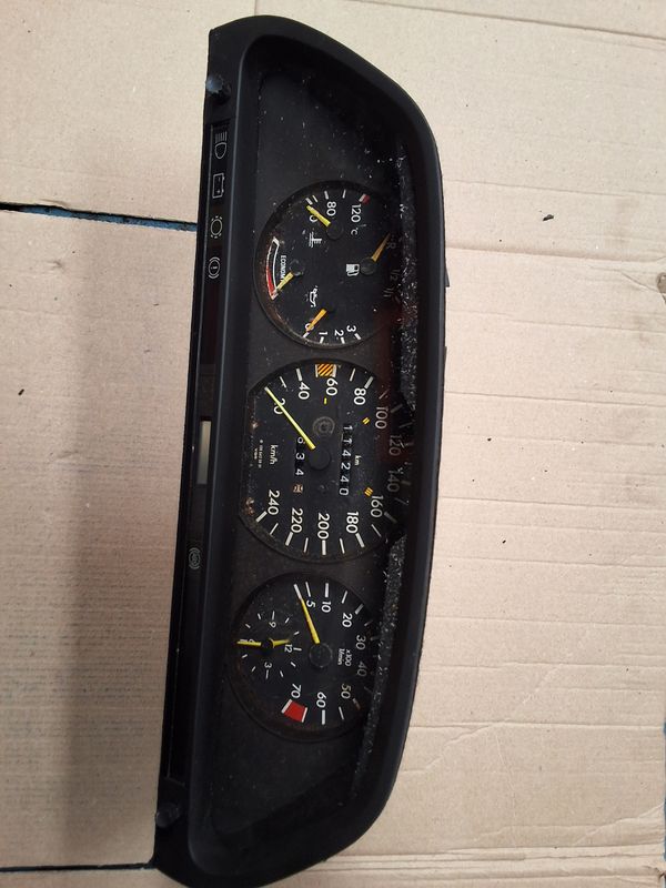Compteur de vitesse w126 280se