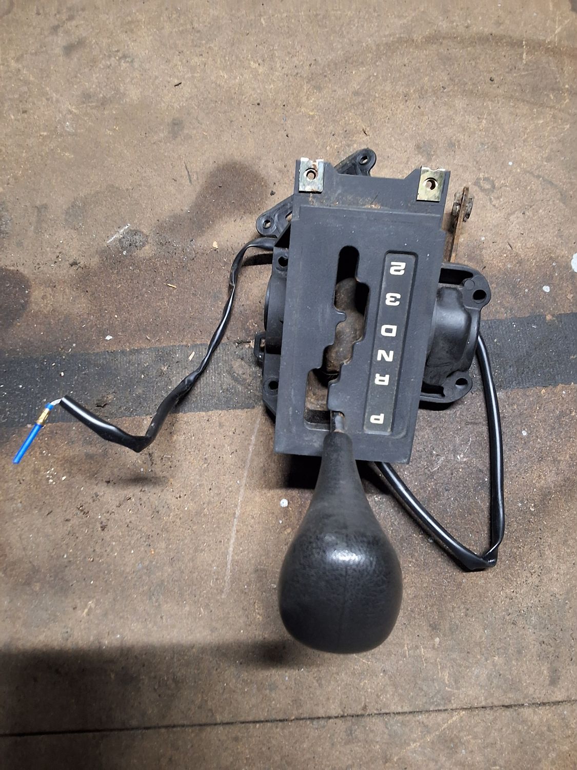 Sélecteur de boîte automatique w126 280se 