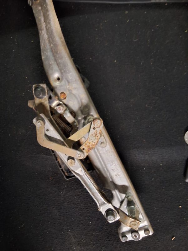 Moteur essuie glace w126 