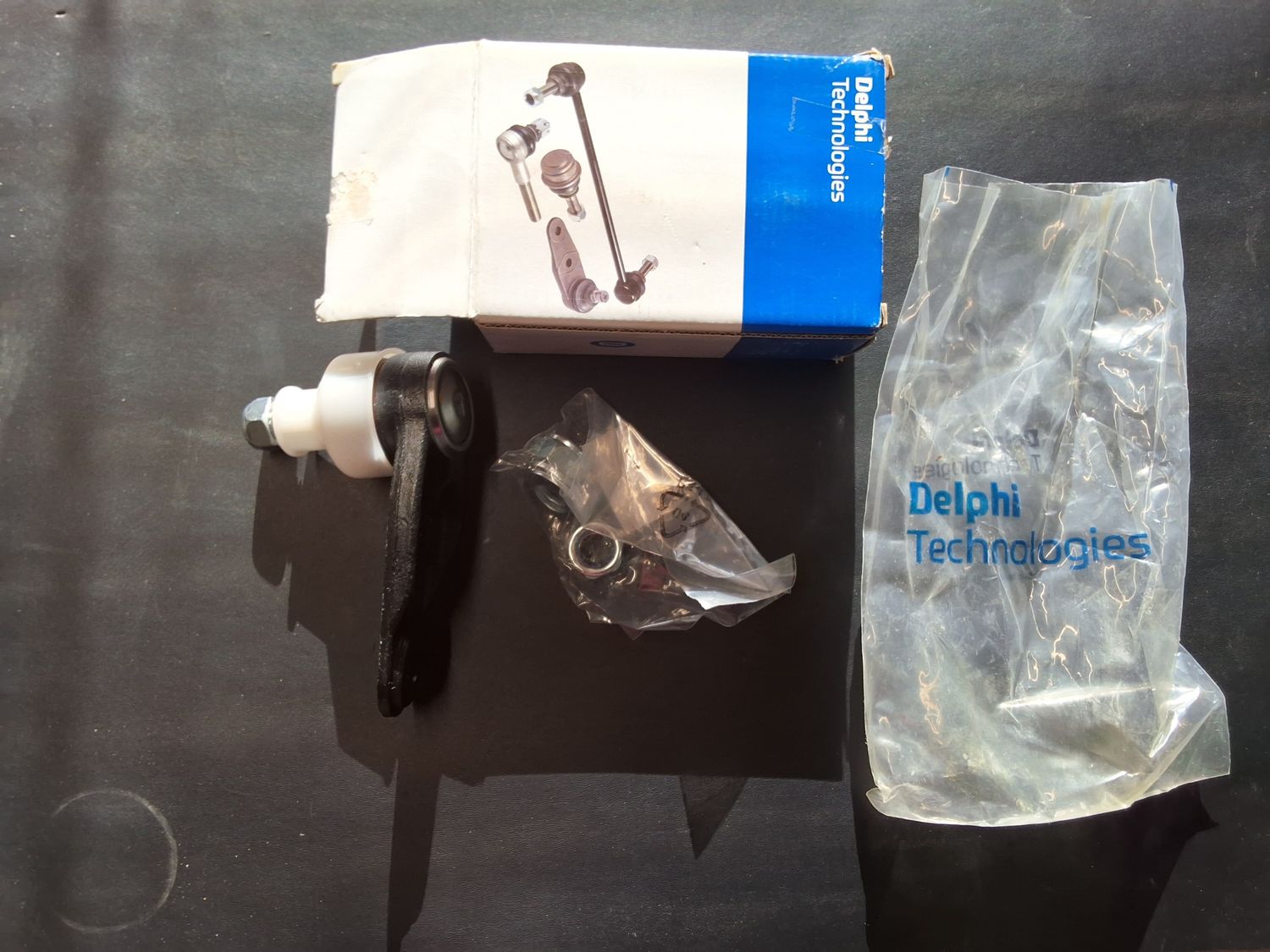 Rotule de suspension Mini R50 avg inférieur TC2233