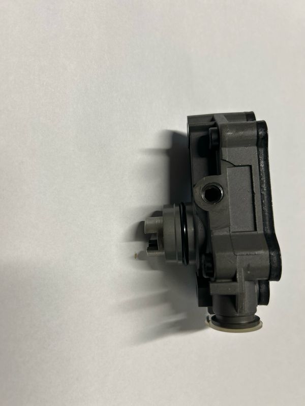 Pompe gasoil réf 6110900150 M612/07