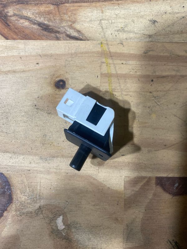 Interrupteur de porte W211 A2028209410 n’4