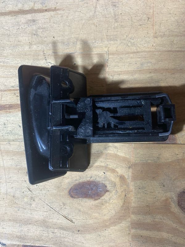 Poignée de frein à main w211- n’11