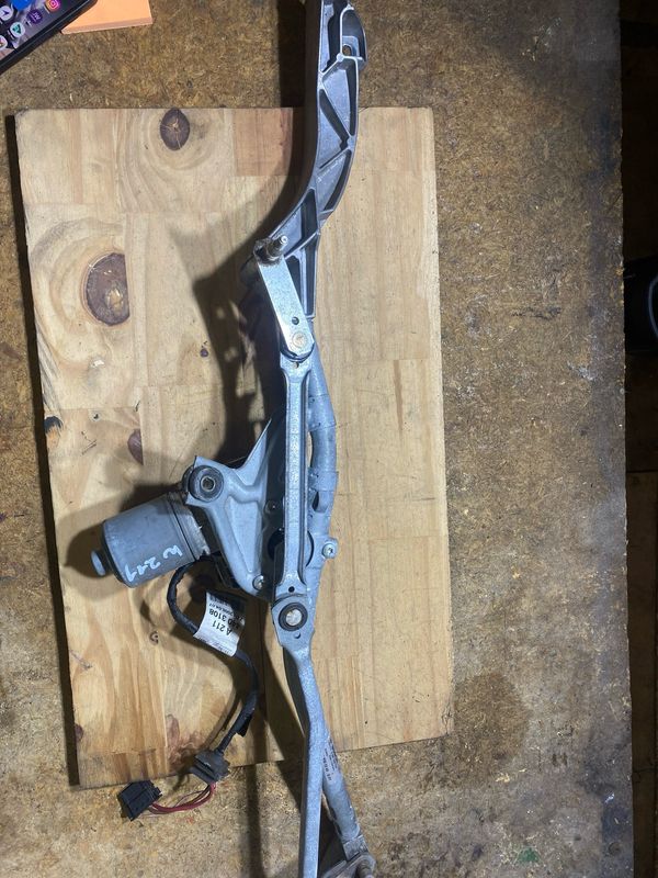 Mécanisme d essuie glace complet avec moteur W2118201340-N’ 13