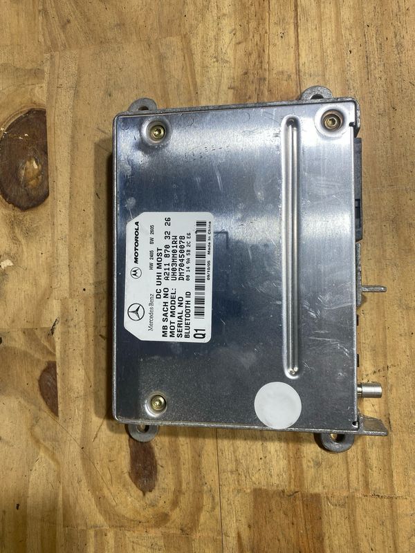 Module contrôle Bluetooth w211 (A2118703226)N’14