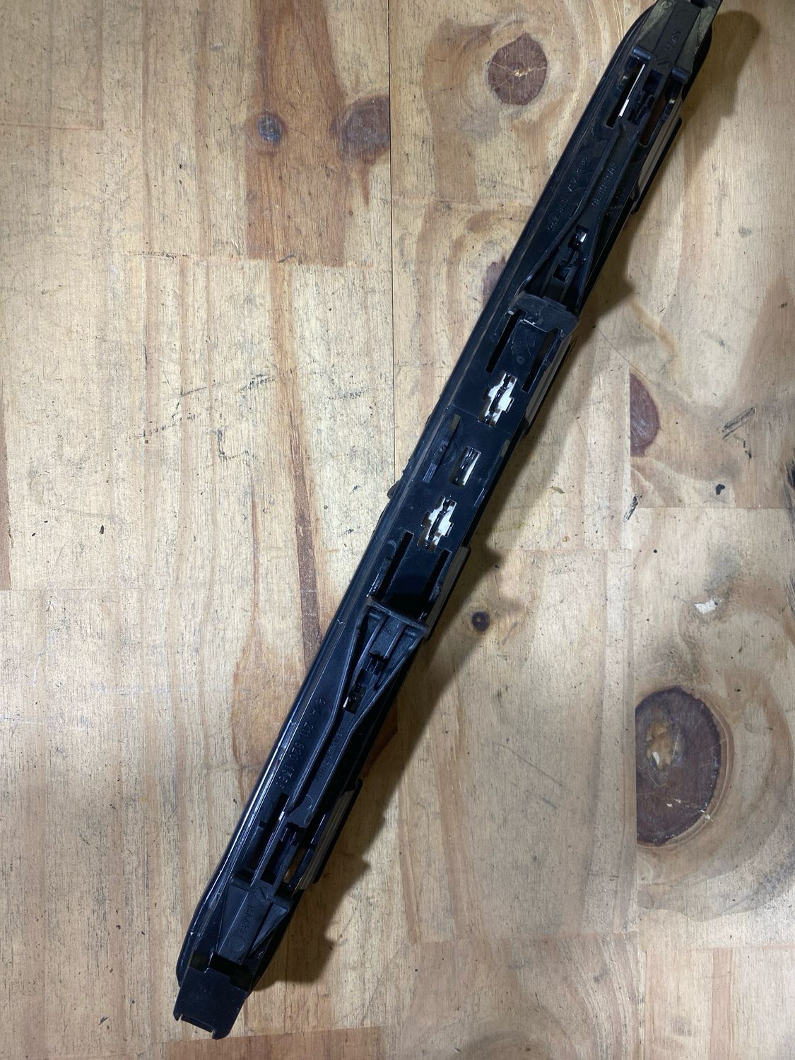 Troisième feu stop w211 (A2118201556)n’16