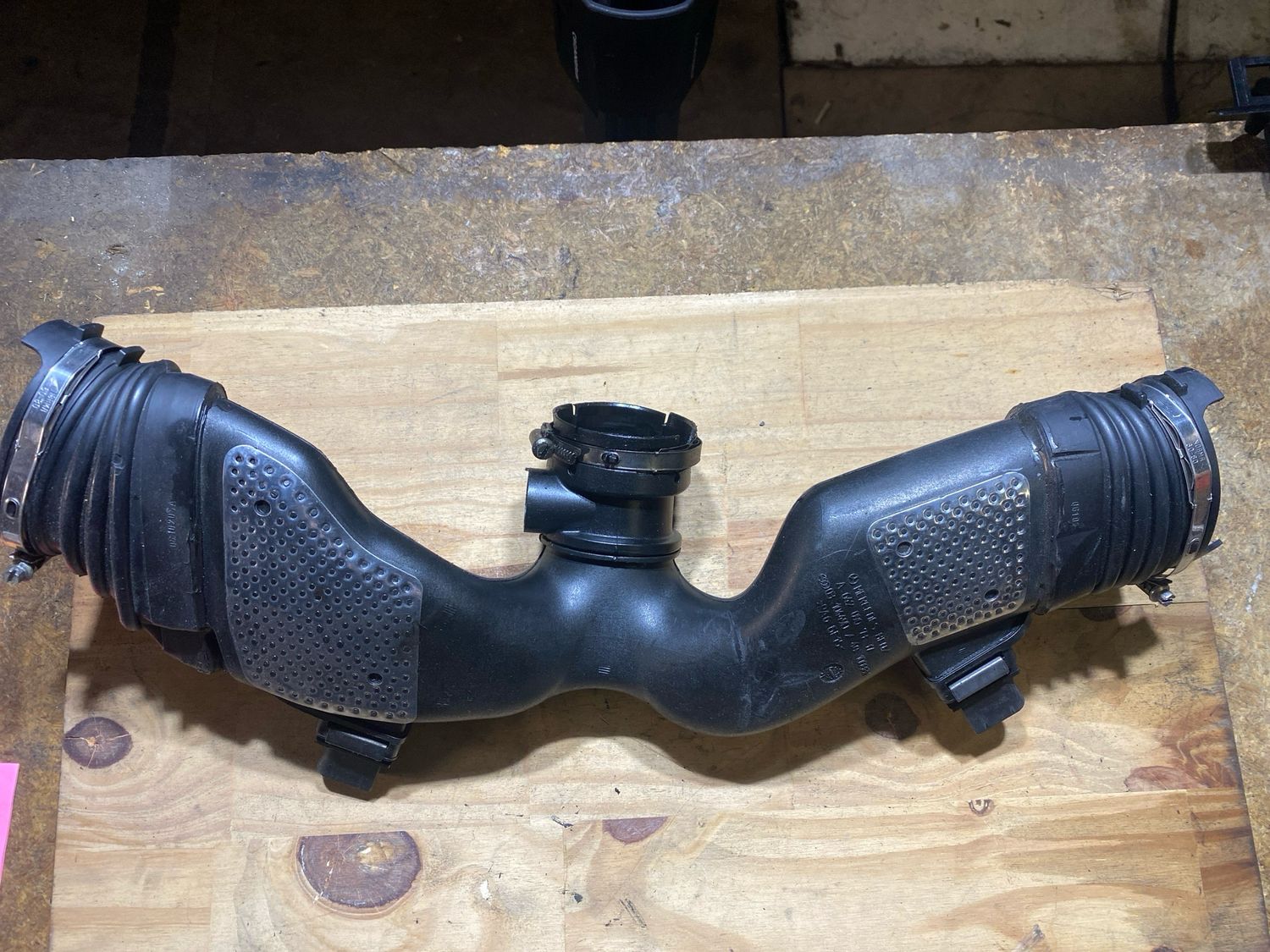 Débitmètre d’air v6 (642)w211–(A6420907337)N’22