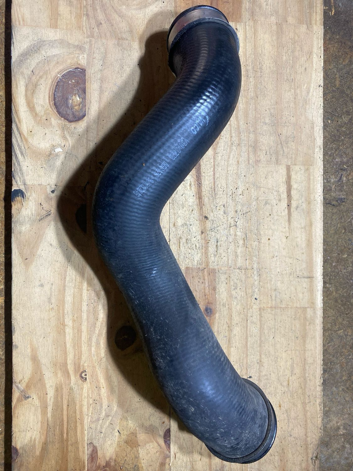 Tuyau de échangeur d’air pour v6 (642)—(A2115282682 Q3)N’22