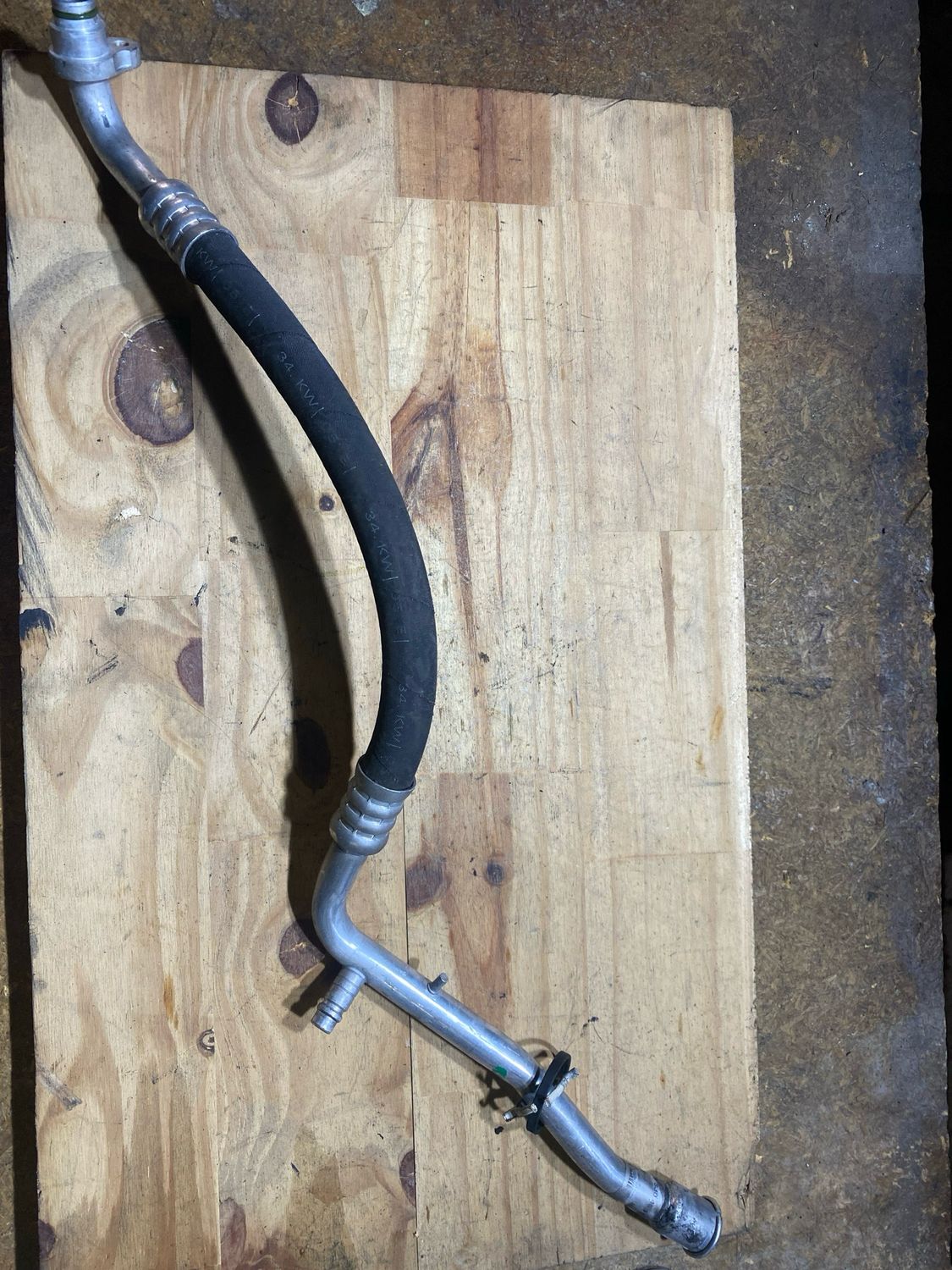 Tuyau de climatisation w211–(A2118304515)N’22