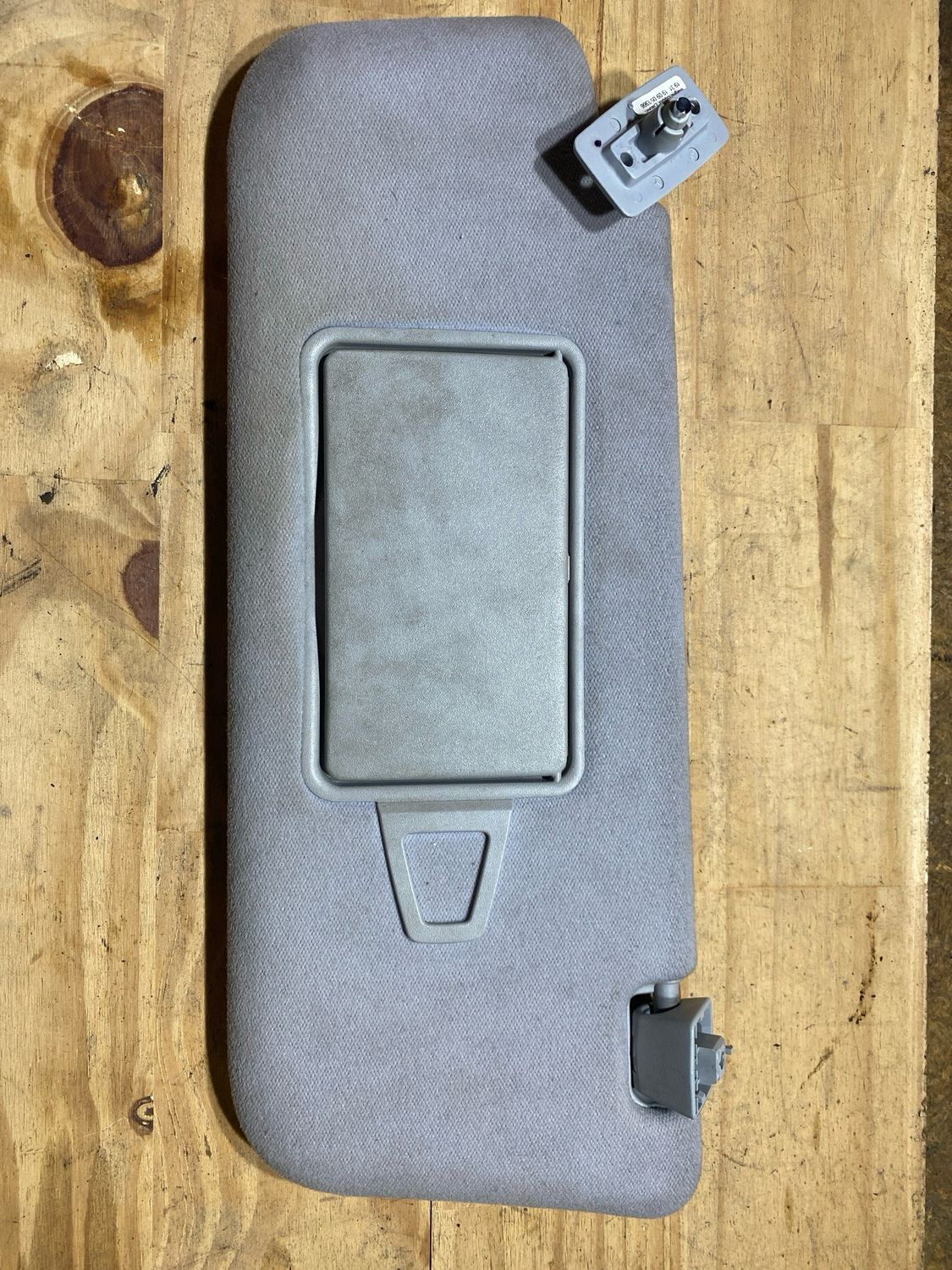 Pare soleil gauche w211–N’26