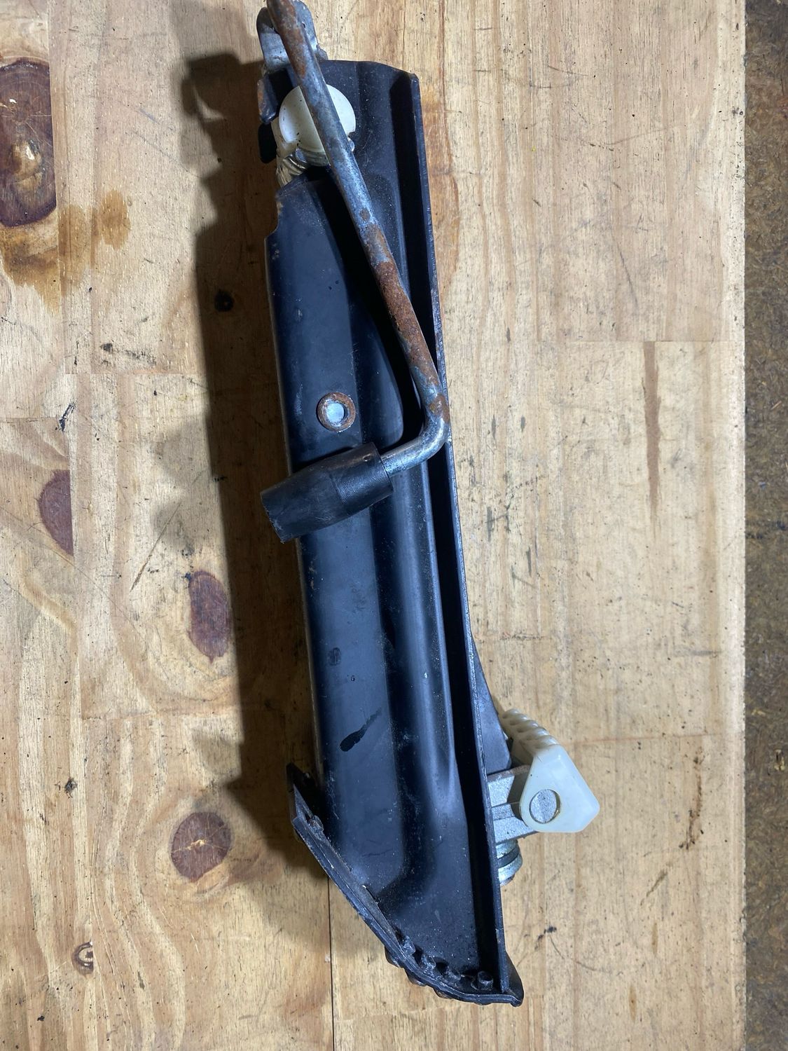 Cric de roue W211 — N’31