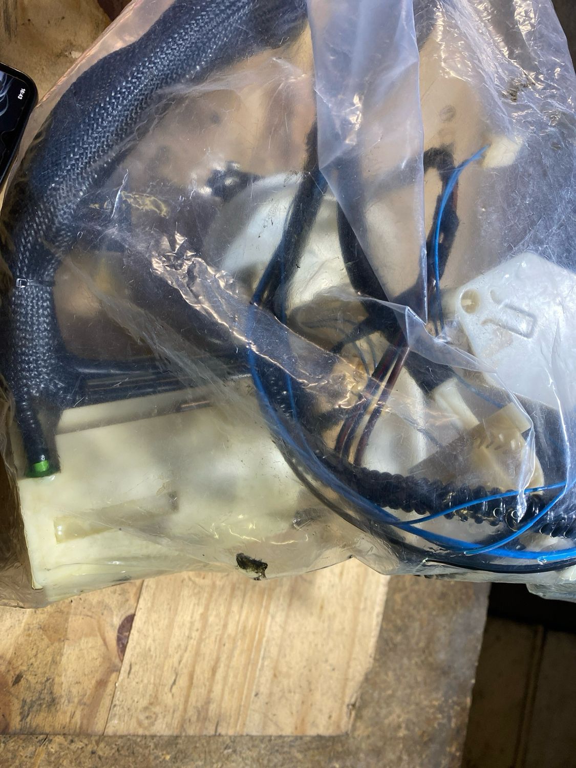 Deux Jauge à carburant 320cdi W211 — (N’32)