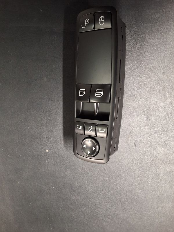 Bouton leve vitres classe a classe b