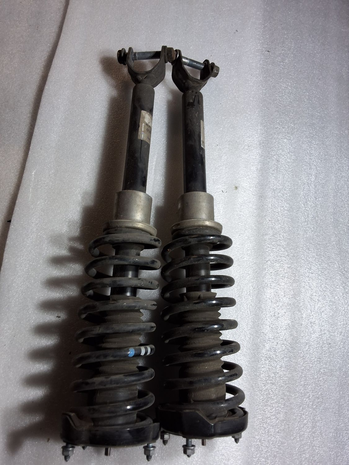 Deux Amortisseurs avant w211 Élégance 