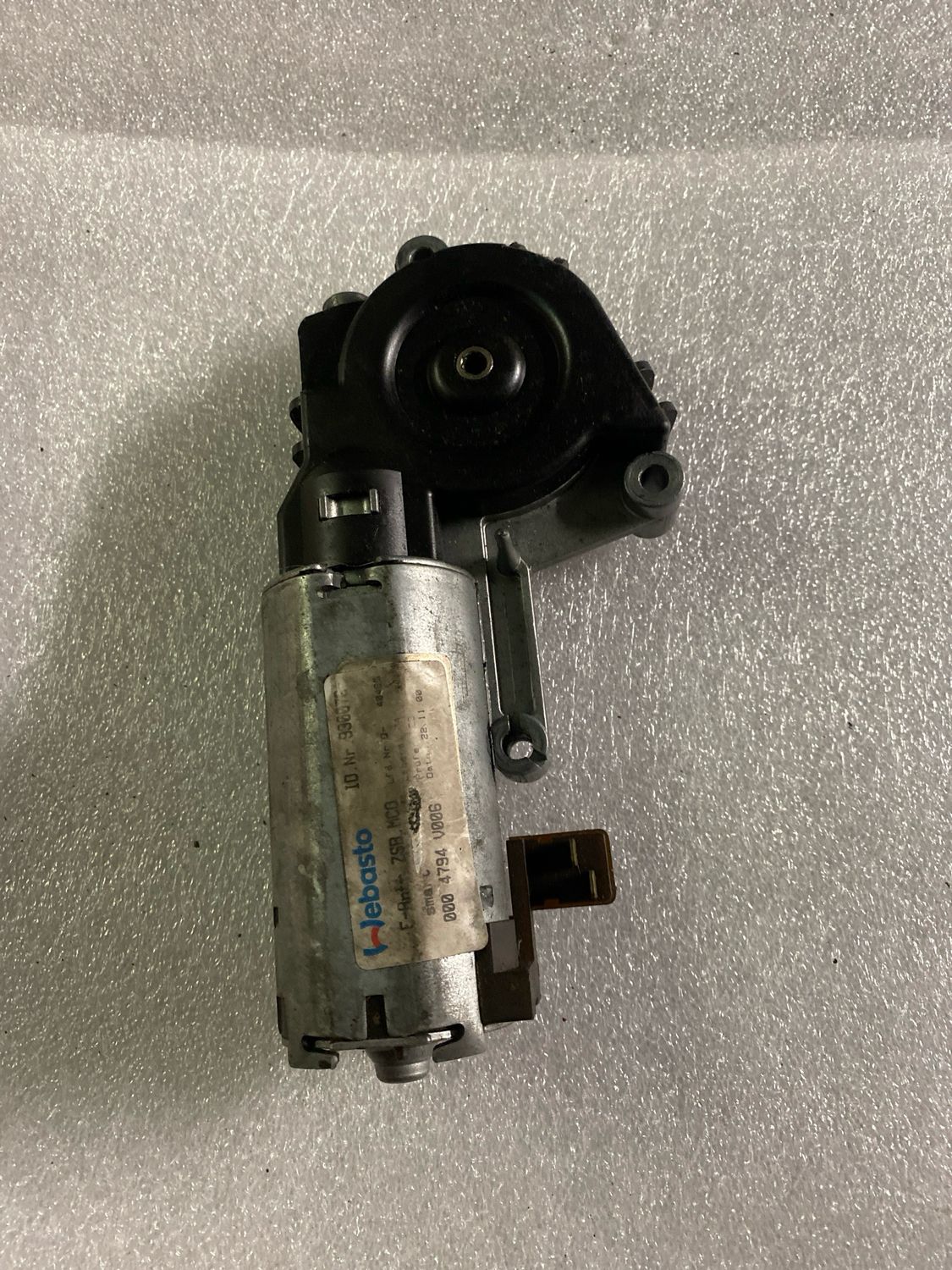 Moteur de toit ouvrant w450