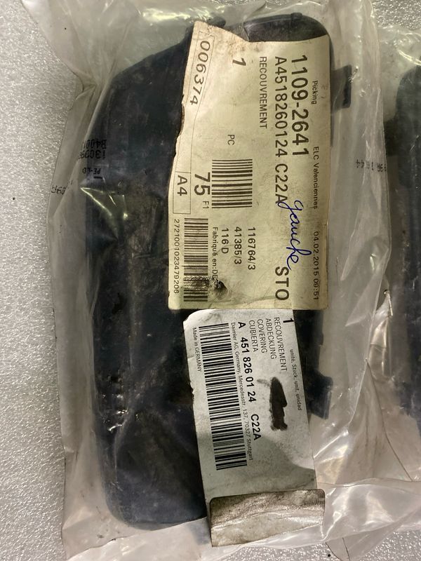 Cache antibrouillards w451 neuf emballer A4518260124