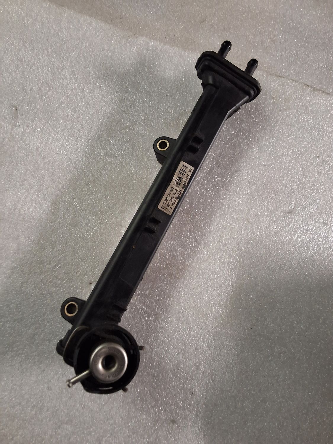 Rampe injecteur A1600700295 n6