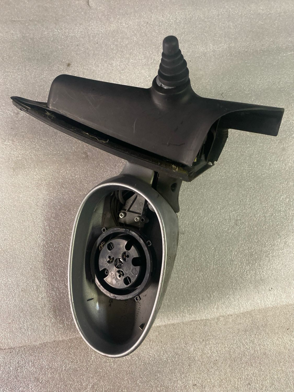 Rétroviseur gauche w450 gris