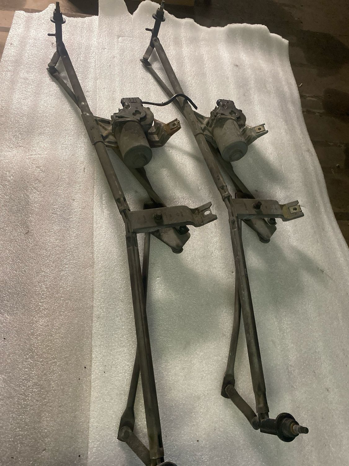 2 mécanisme avec moteur électrique de essuie glace w450 Q0001755V012