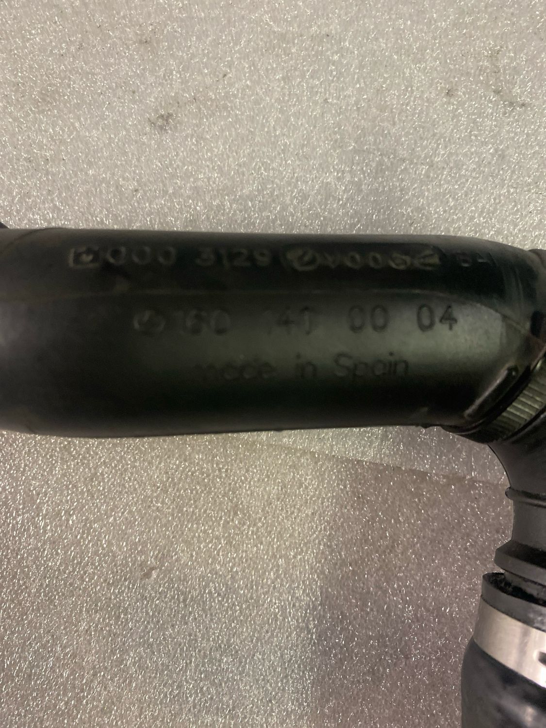 Tuyau d admission de refroidisseur d’air w450 A1601410004