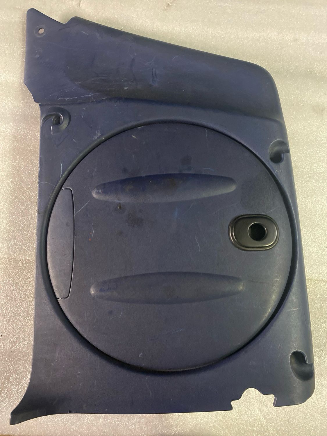 Garniture de coffre arrière droit w450 0002756V010