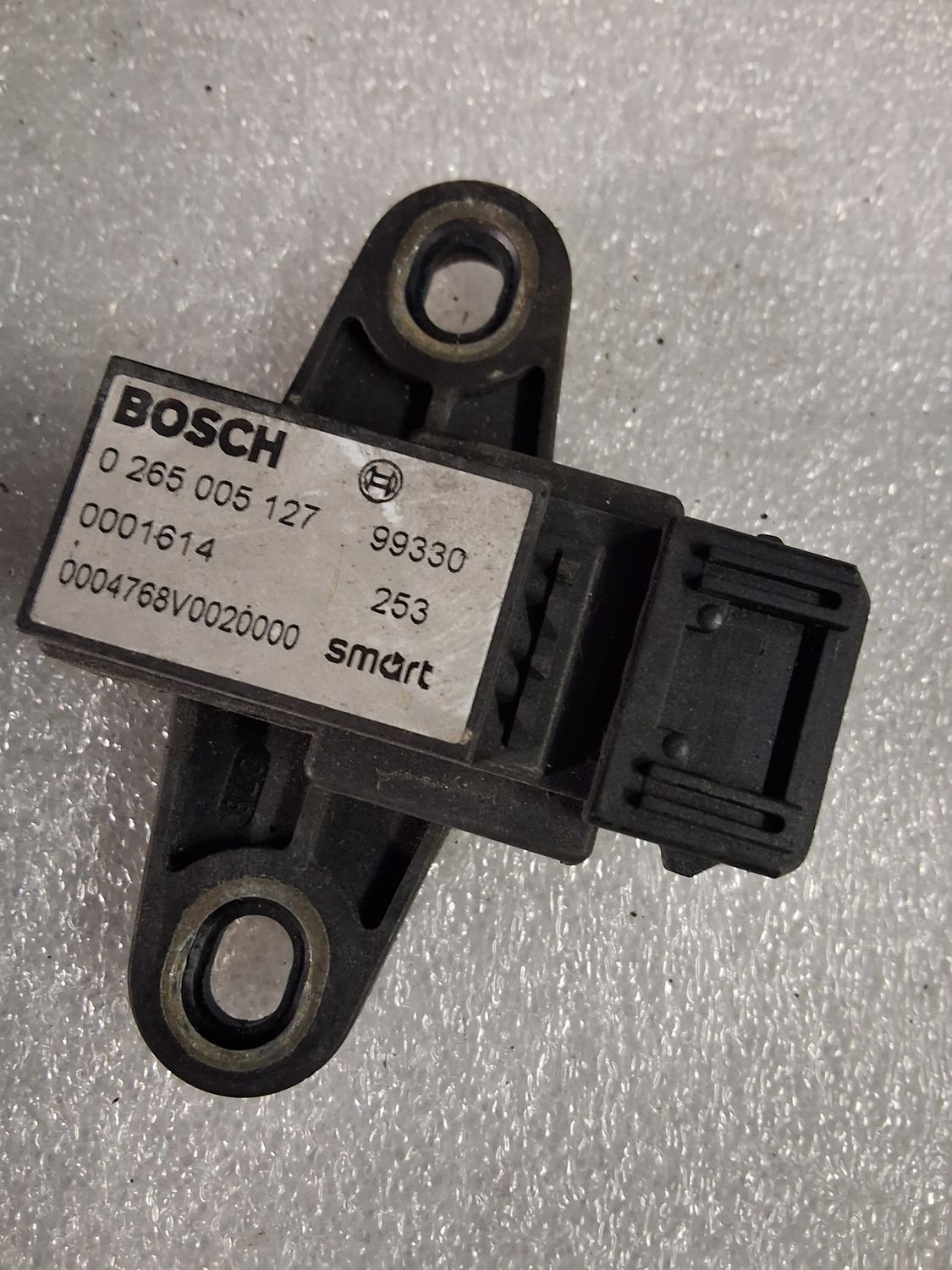 Capteur de choc airbag  0265005127