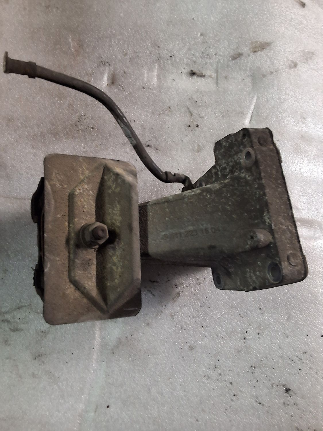 Support moteur côté droit ML 163 n4