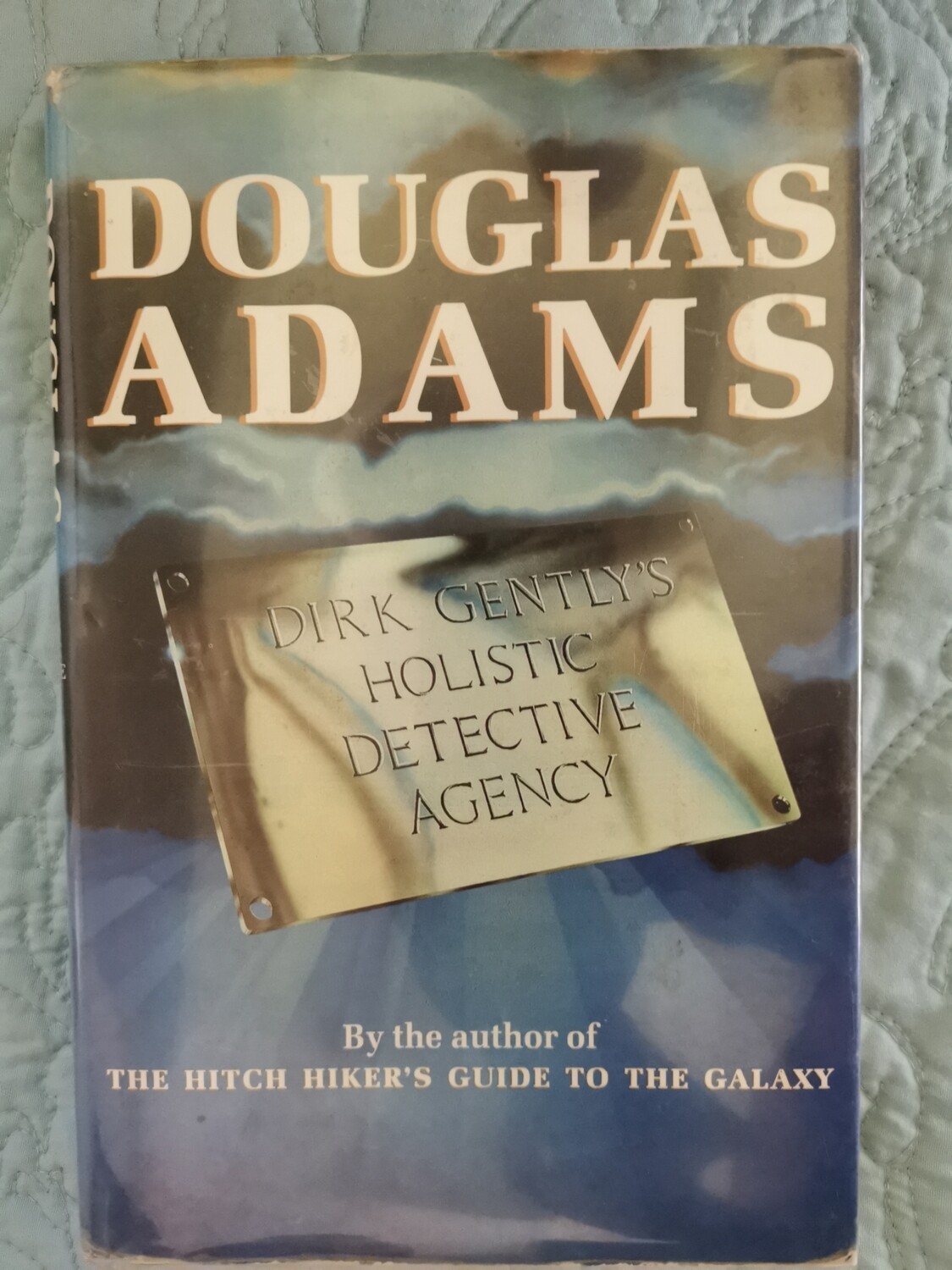 Dirk Gently holistic detective agency, Douglas Adams