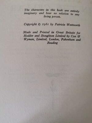 The girl in the cellar, Patricia Wentworth