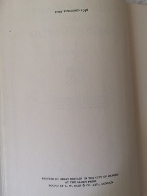 The elephant and the kangaroo, T. H. White