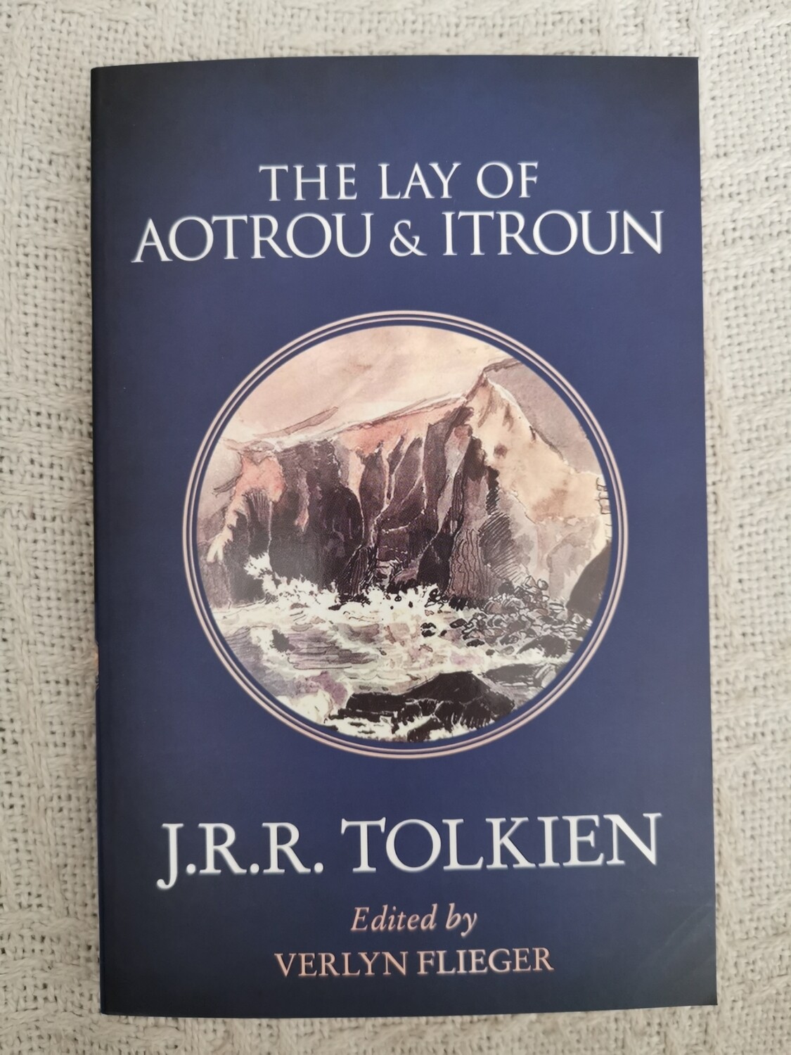 The lay of Aotrou & Itroun, J. R. R. Tolkien