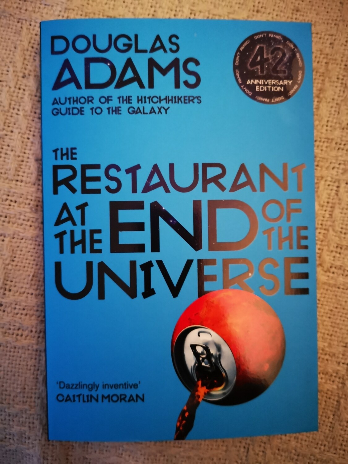 The restaurant at the end of the universe, Douglas Adams