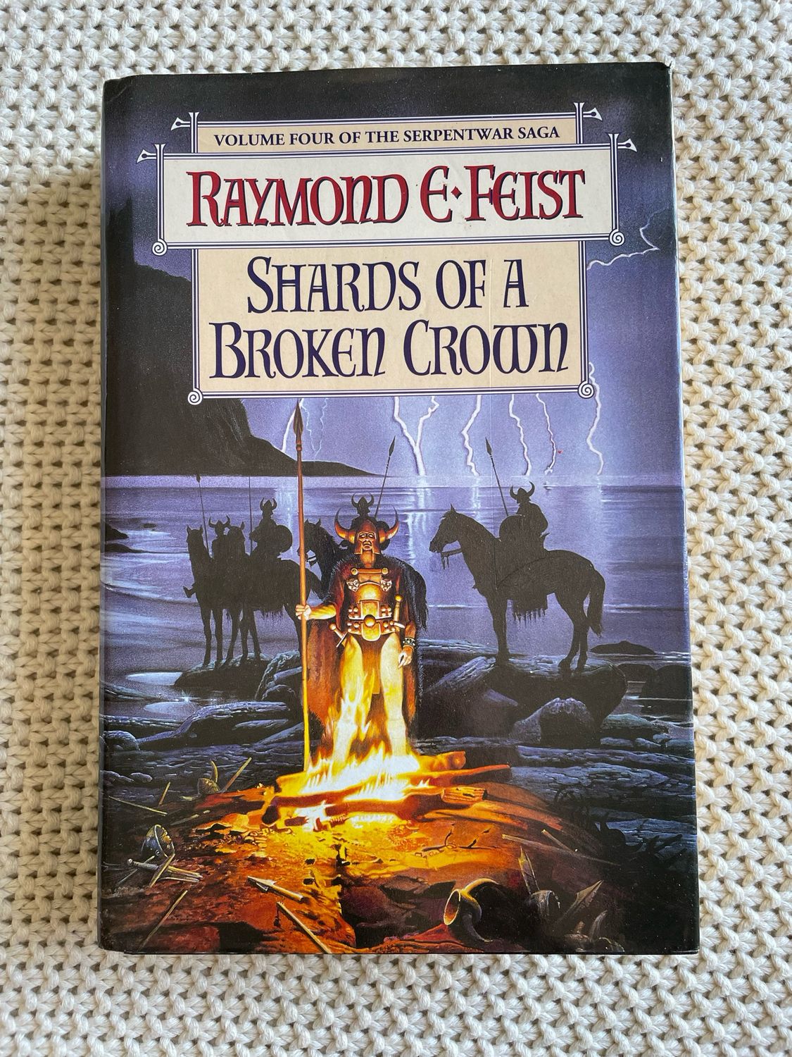 Shards Of A Broken Crown, Raymond E. Feist