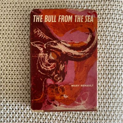 The Bull from the Sea – Mary Renault