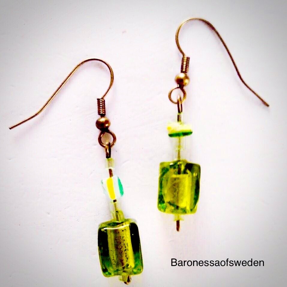 Earrings - Grönt glas