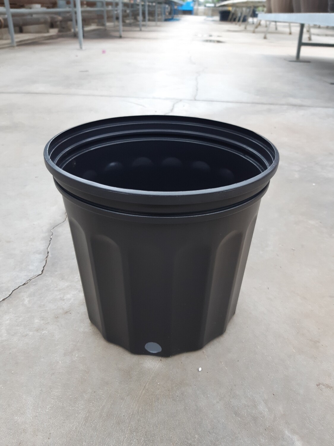 Black Plastic Grower Pots Black Plastic Grower Pots