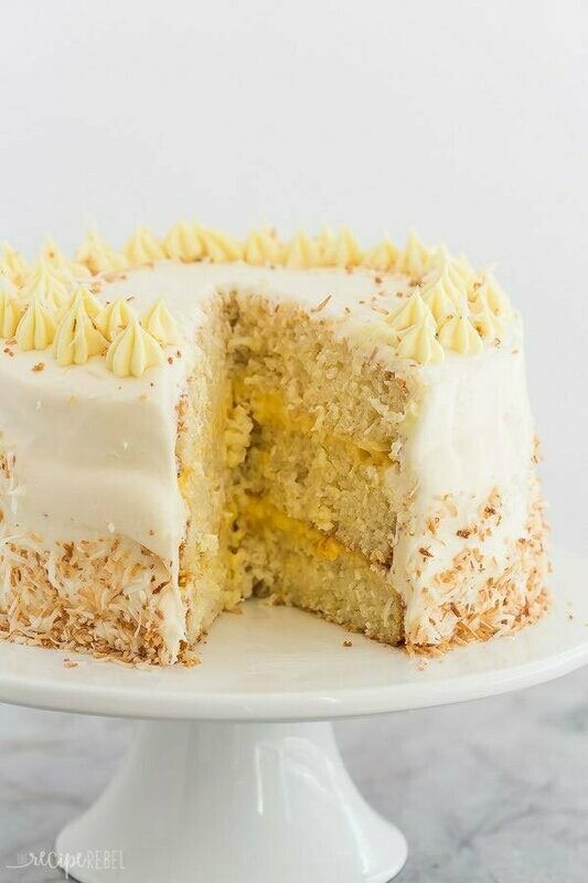 PINEAPPLE COCONUT CAKE (2 LAYER)