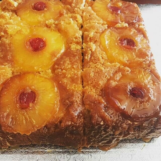 PINEAPPLE UPSIDE DOWN CAKE