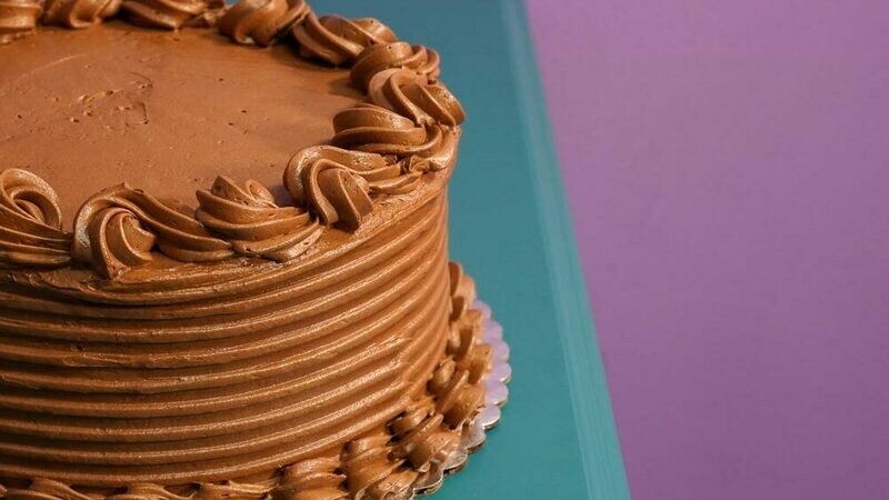 VANILLA CAKE