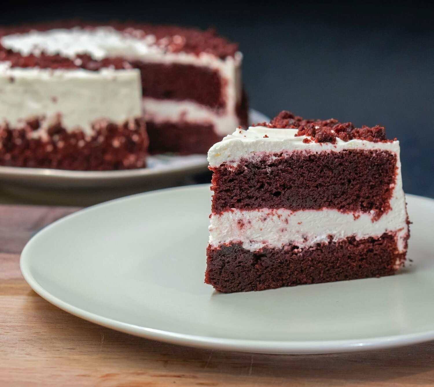 RED VELVET CAKE 2 LAYER (HOLIDAY)