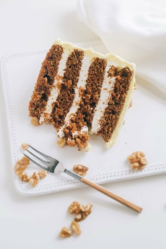 CARROT CAKE (HOLIDAY)