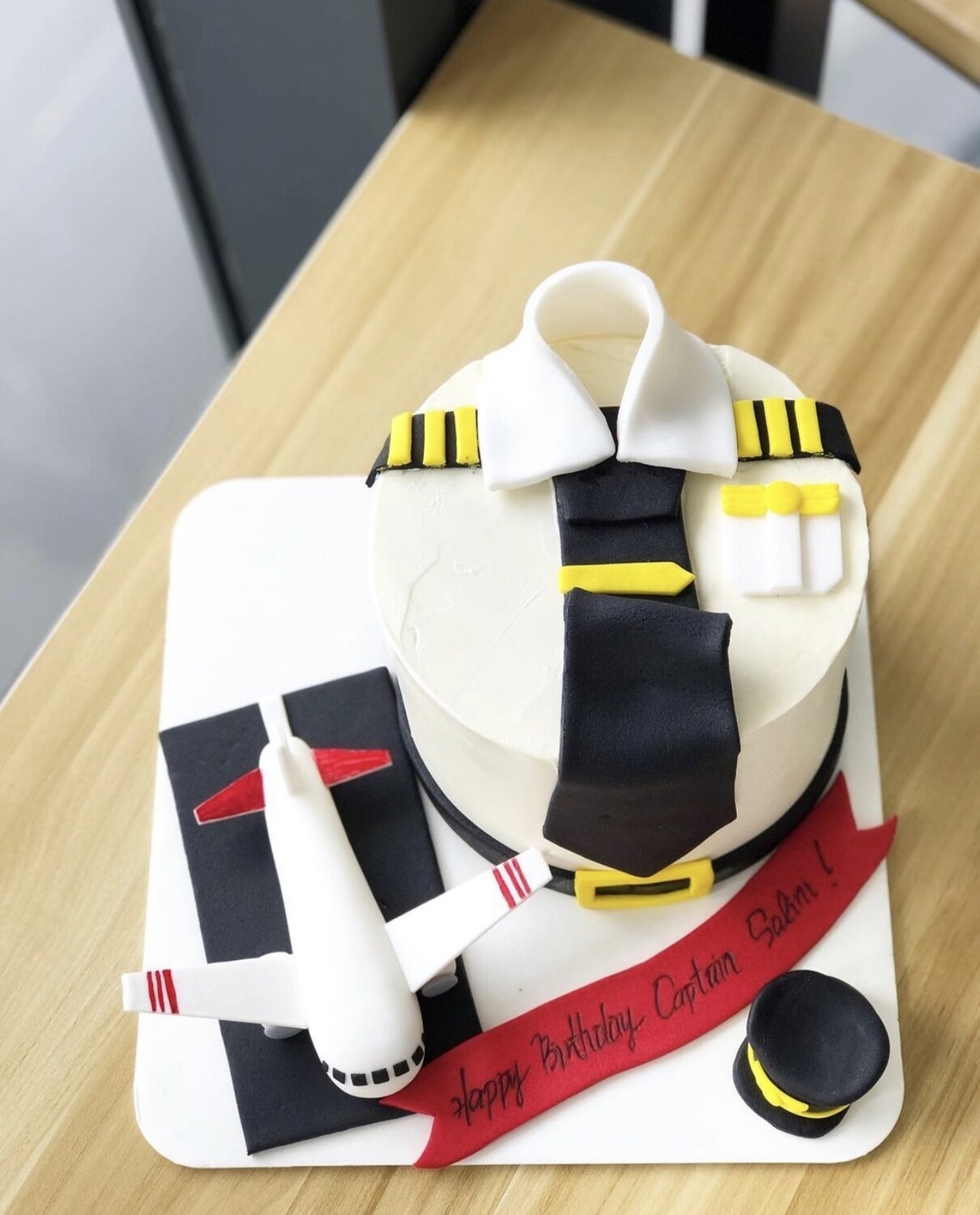 I’m A Plane Pilot Cake 2
