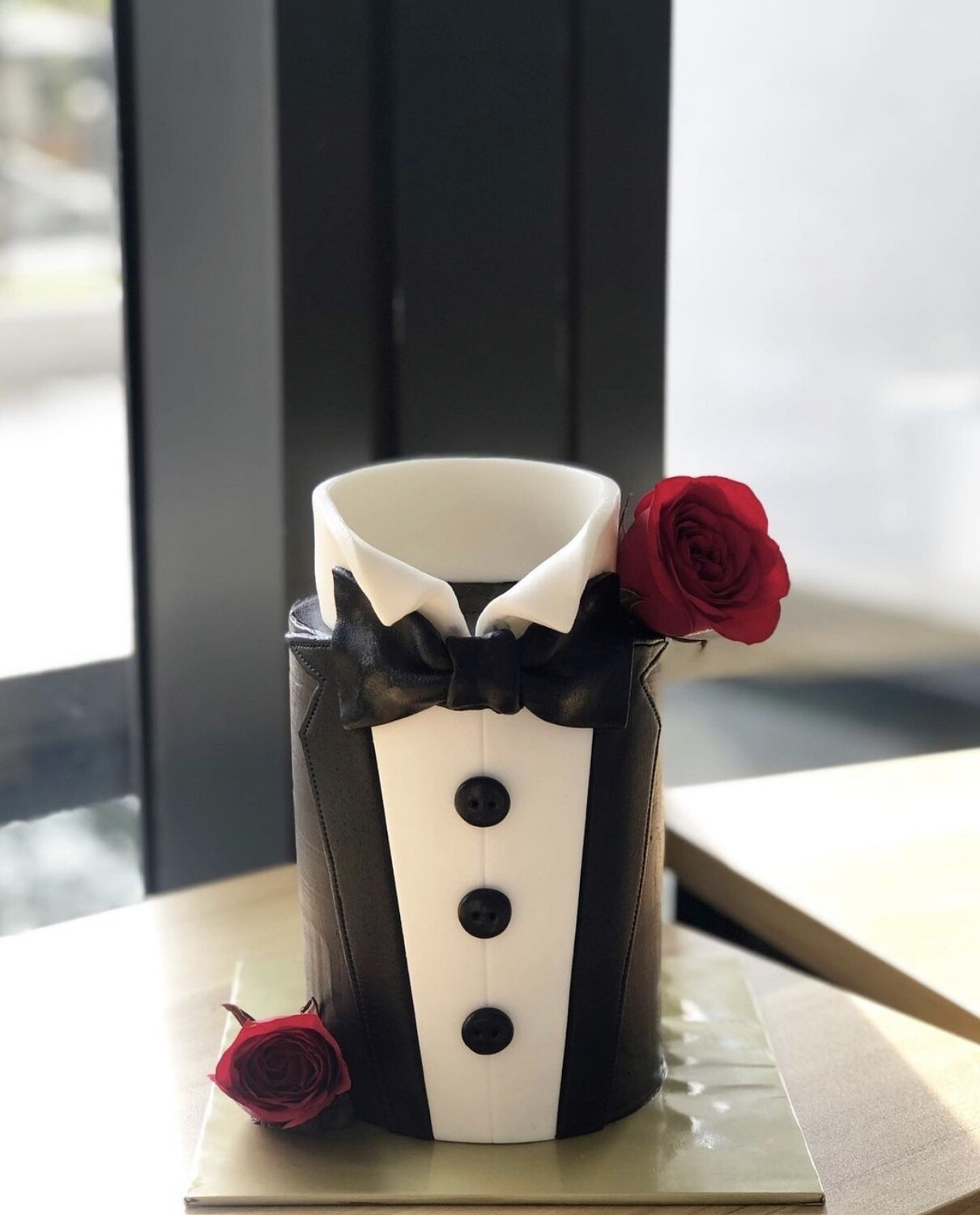 Fathers’ Day - Tuxedo Red Rose Cake