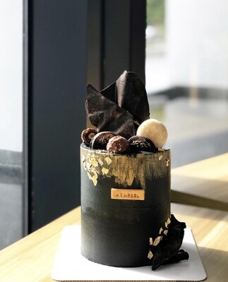Gold Plate on Black Cake