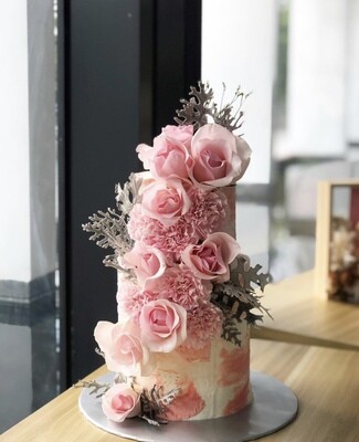 Frose in 2 Or 3 Tiers Cake