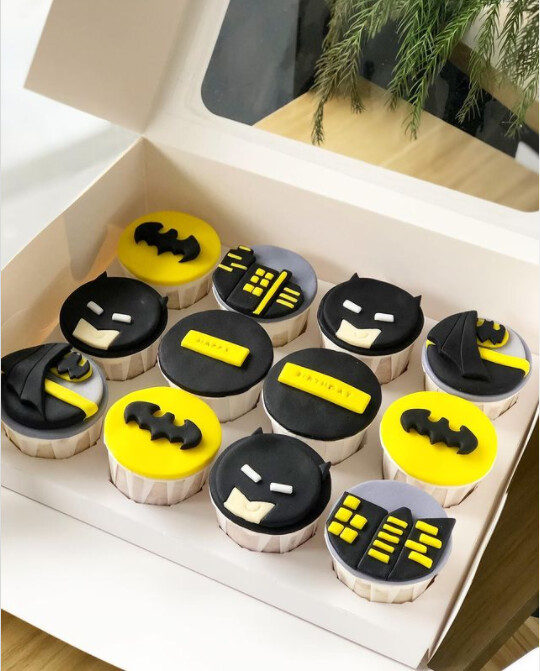 Marvel Avengers Superhero Cupcakes 4 Batman Marvel Avengers Superhero Cupcakes 4 Batman