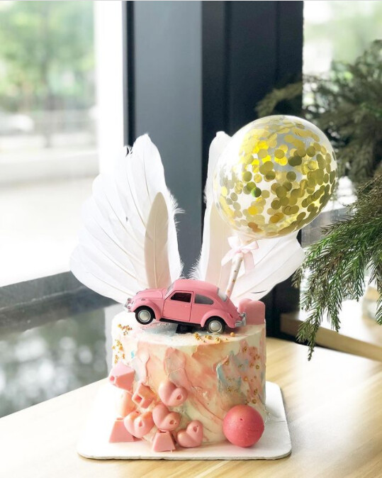 Car Cake - Pinky Car Cake - Pinky