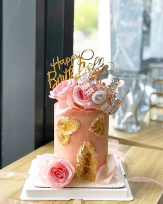 Theo Pink Cake